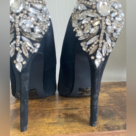 Charlotte Russe Erin heels, black, size 7 - Picture 2 of 9